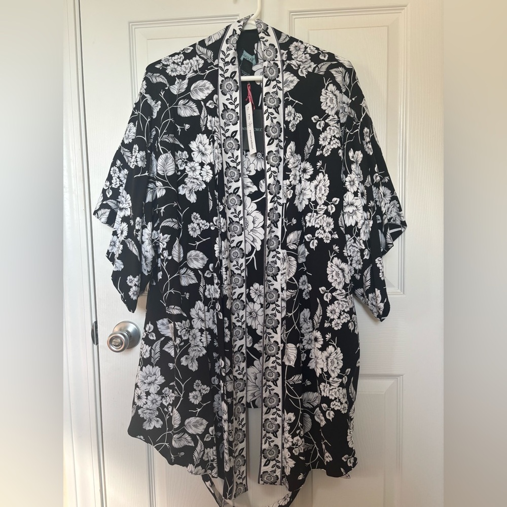 Cynthia Rowley Black & White Floral Reversible Robe Kimono Cover-Up 1X Beach